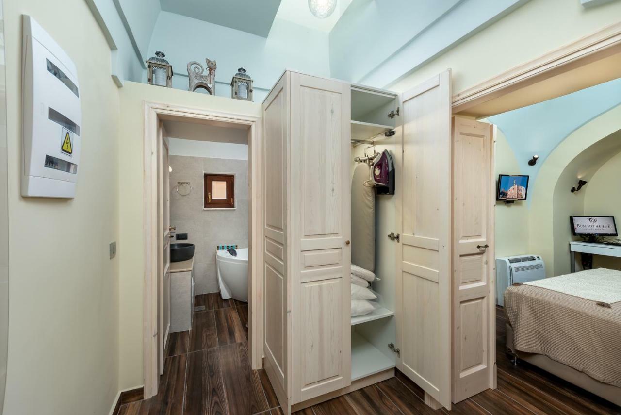 Bibliotheque Apartman Rhodes City Kültér fotó